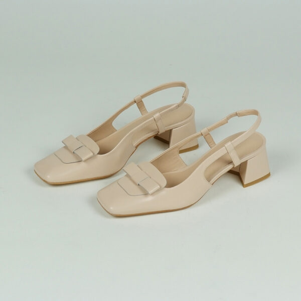 Γόβες slingback